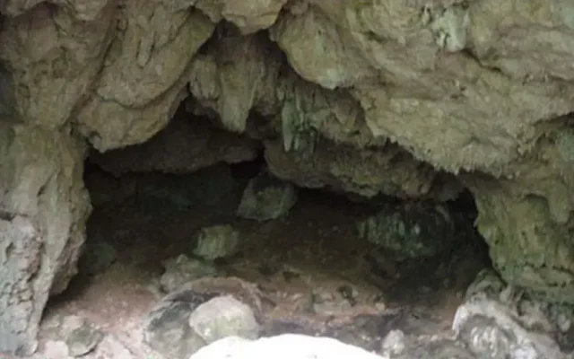 غار مرتاریک یکی از مکان های گردشگری کرمانشاه