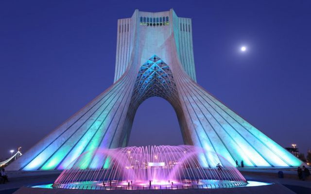 برج آزادی در تهران : نمادی از غنای فرهنگی و تاریخی
