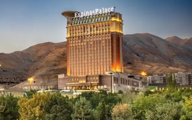 هتل اسپیناس در تهران یکی از مکان های گردشگری تهران