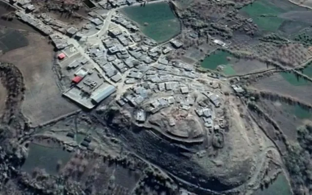 تپه قلعه ننه یکی از مکان های گردشگری کردستان