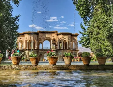 باغ شاهزاده ماهان یکی از مکان های تفریحی کرمان
